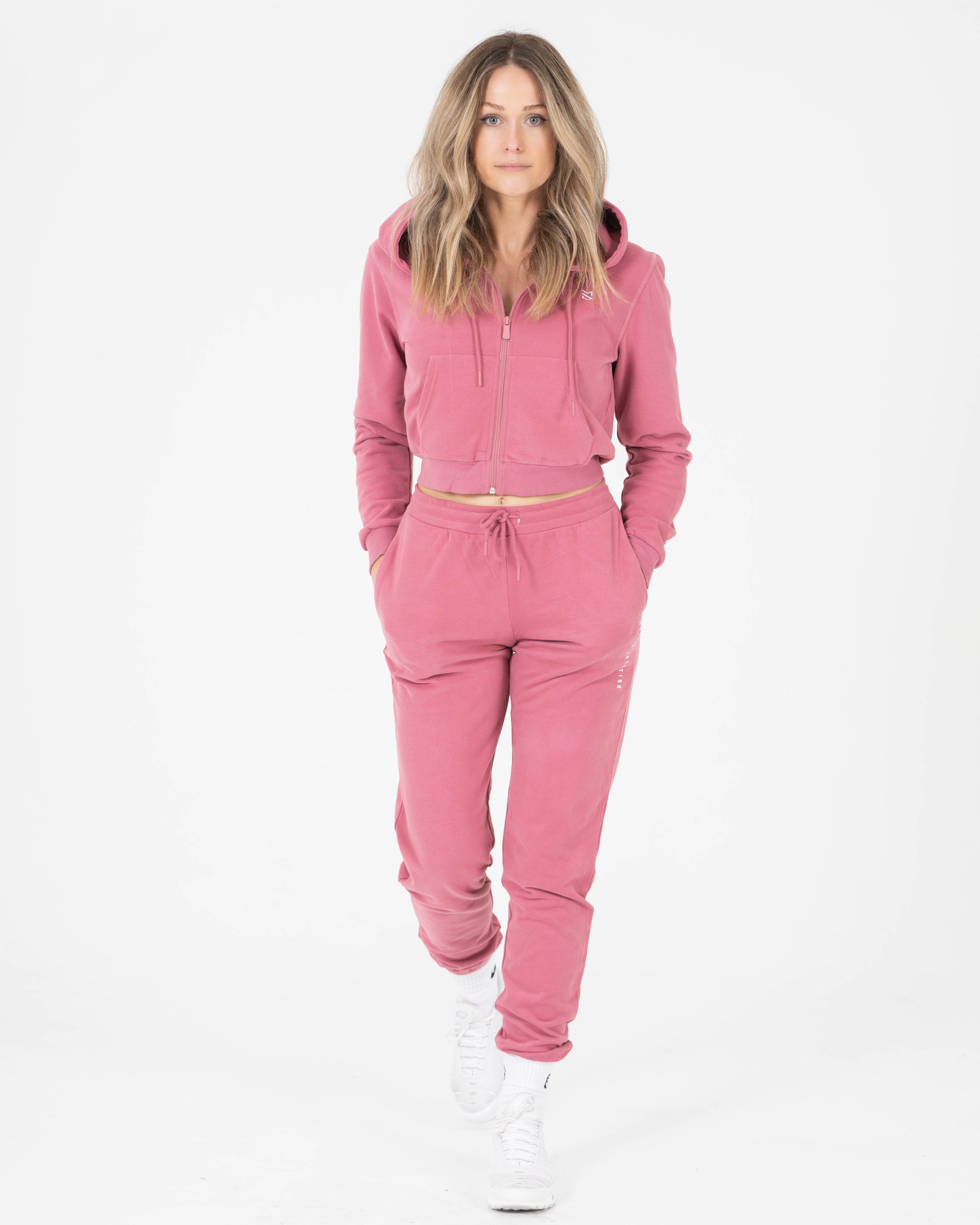 Cozy Zip-Up Cropped Hoodie