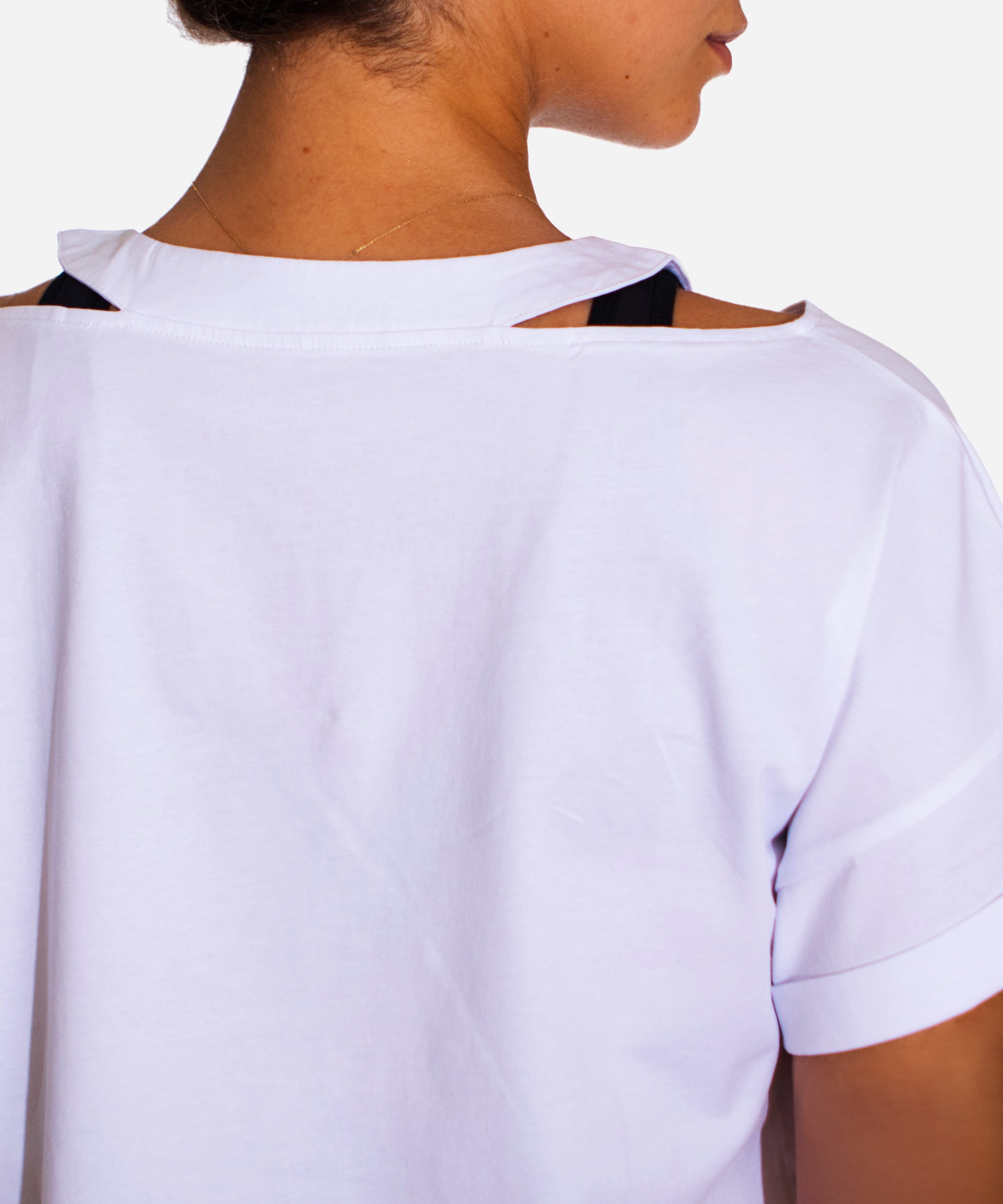 Semi Crop V-Neck Tee
