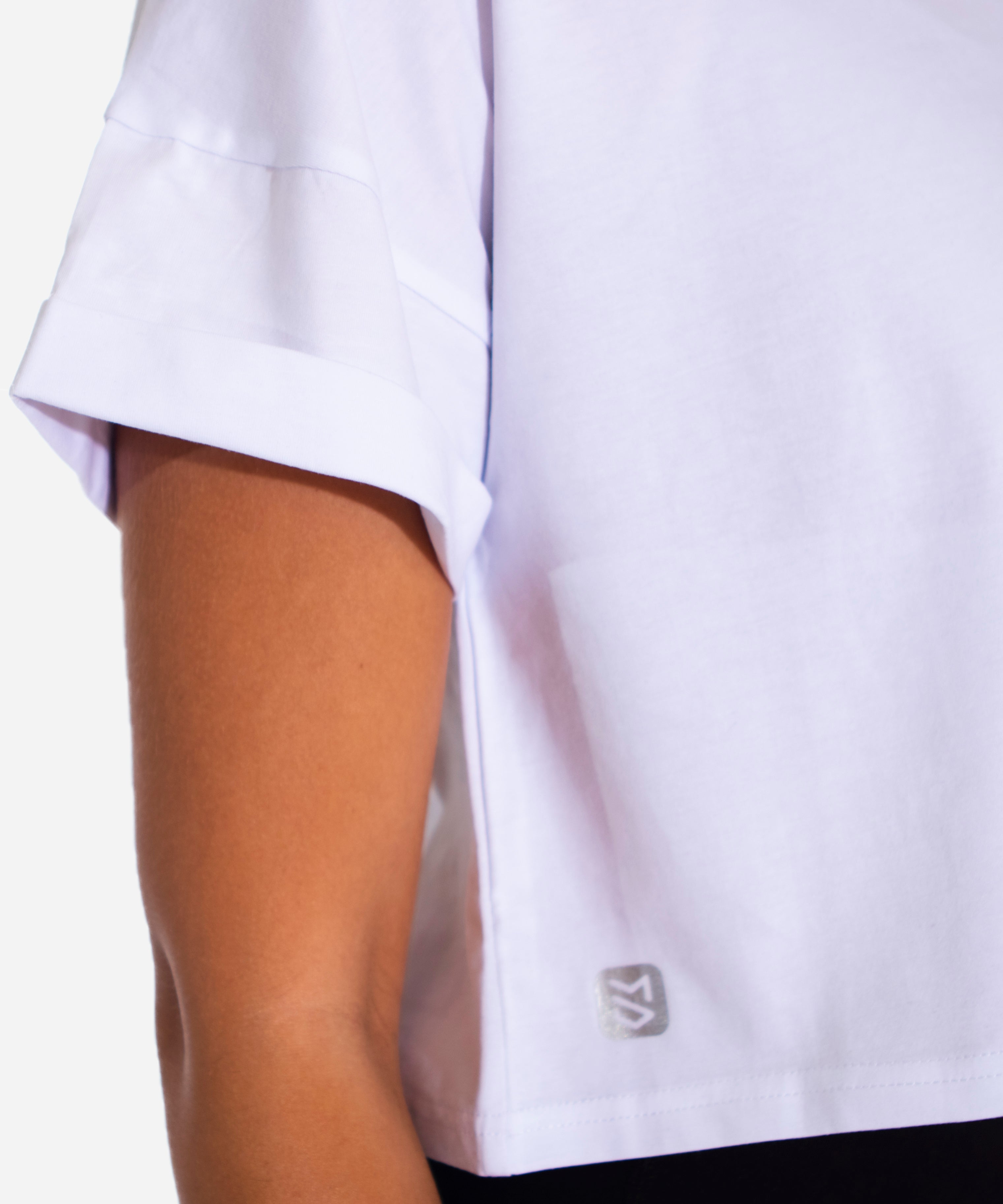 Semi Crop V-Neck Tee