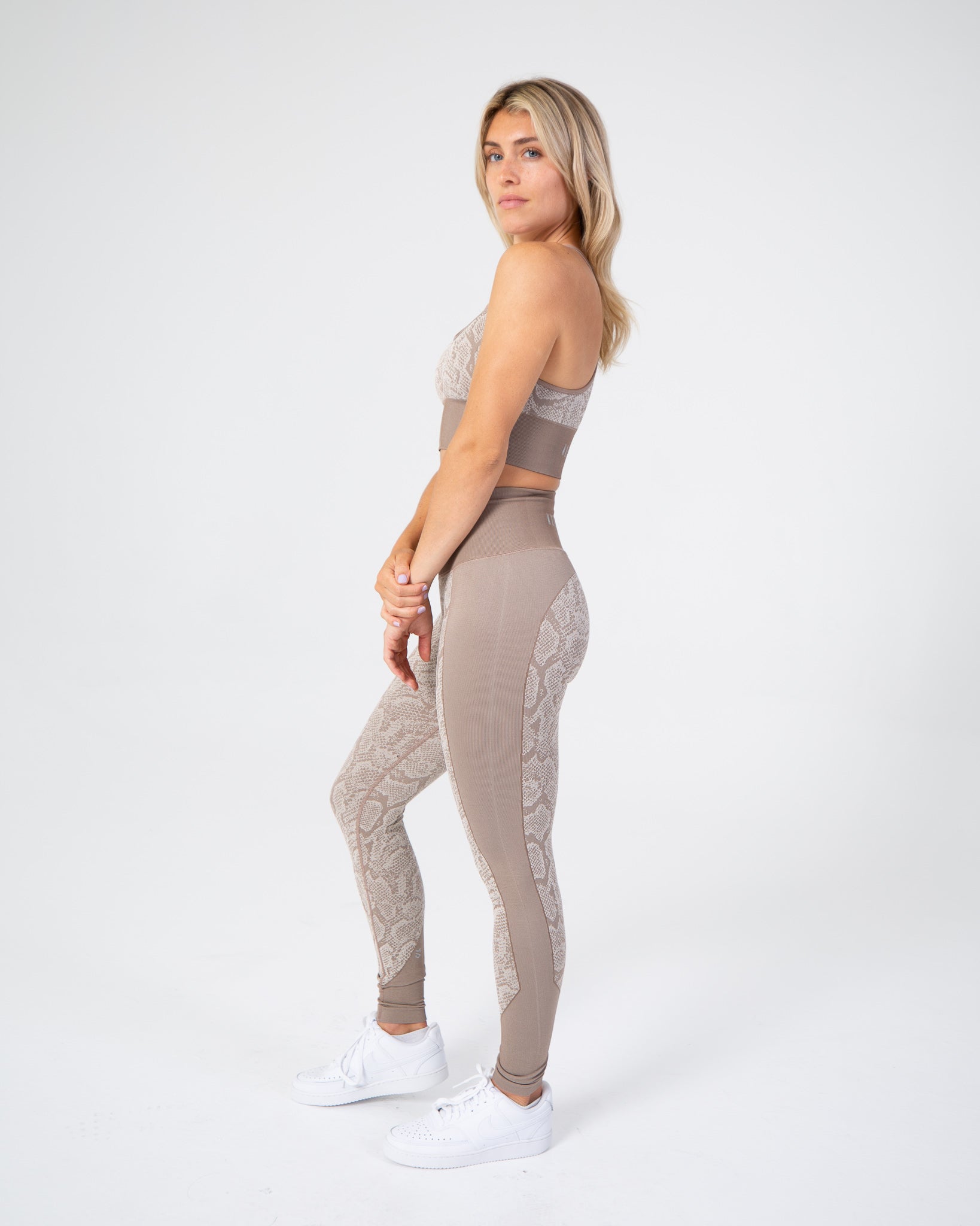 Seamlessly Wild Leggings