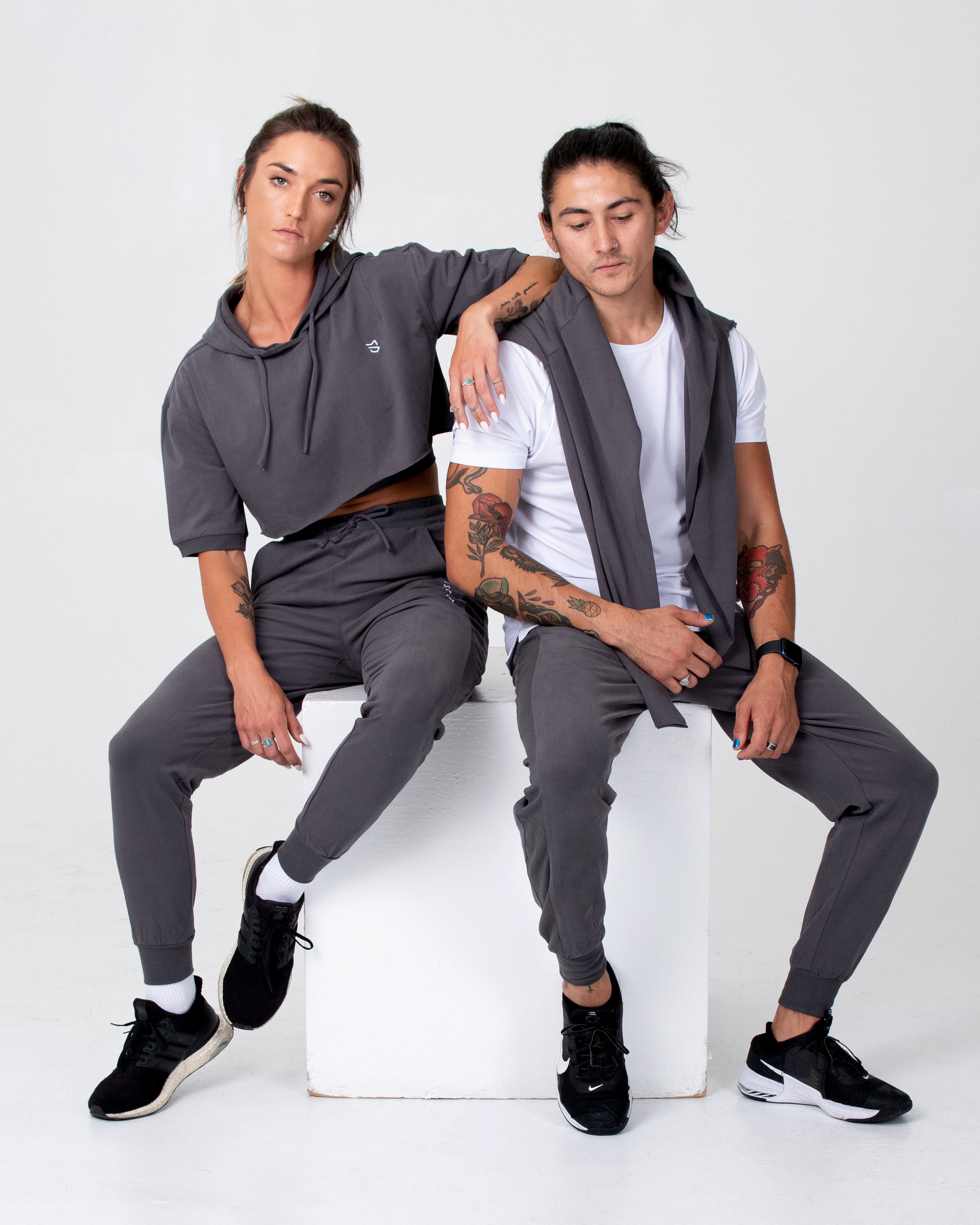 Cloud Women's Short Sleeve Cropped Hoodie